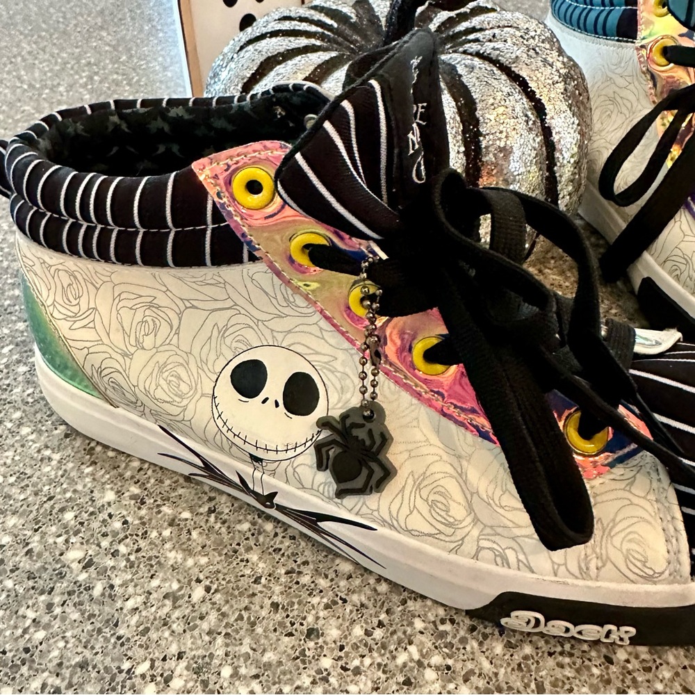 Disney Tim Burton’s Nightmare Before Christmas high tennis shoes Sz 8 - Picture 6 of 14